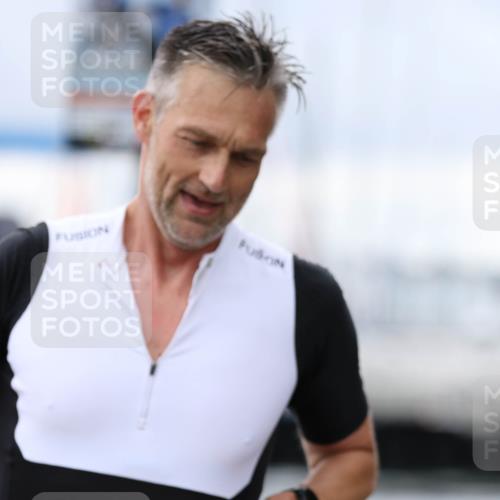 16.08.2026 - KN Förde Triathlon 2026 Antke Förster http://msf.ph/oto/10003572 16.08.2026 11:41:23 Laufen  meine-sportfotos.de