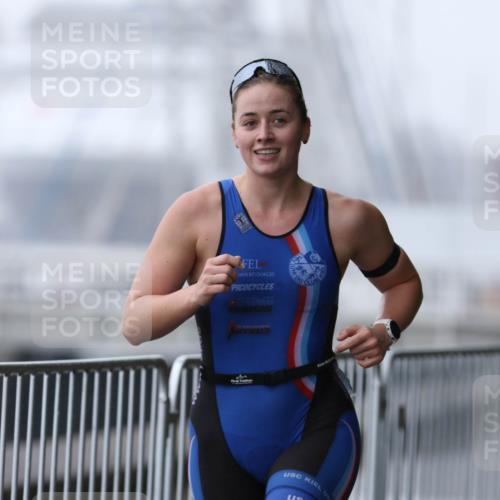 16.08.2026 - KN Förde Triathlon 2026 Antke Förster http://msf.ph/oto/10003592 16.08.2026 10:02:32 Laufen  meine-sportfotos.de