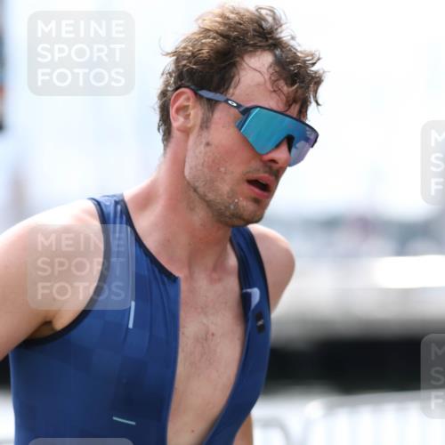 16.08.2026 - KN Förde Triathlon 2026 Antke Förster http://msf.ph/oto/10003615 16.08.2026 13:26:11 Laufen 2026 meine-sportfotos.de