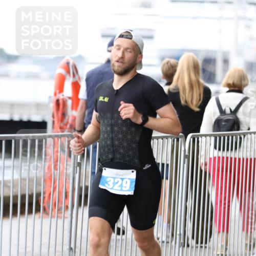 16.08.2026 - KN Förde Triathlon 2026 Antke Förster http://msf.ph/oto/10003629 16.08.2026 11:42:24 Laufen 329 meine-sportfotos.de