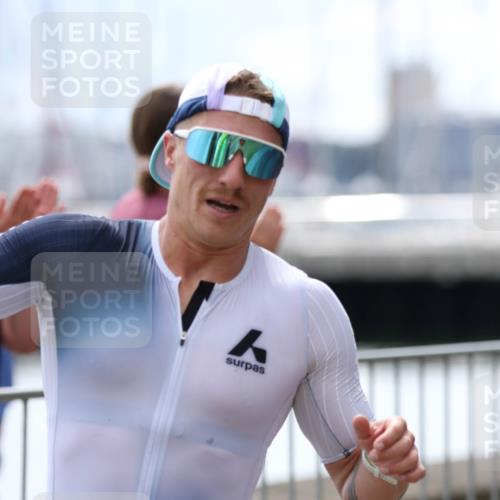 16.08.2026 - KN Förde Triathlon 2026 Antke Förster http://msf.ph/oto/10003636 16.08.2026 13:26:33 Laufen 534 meine-sportfotos.de