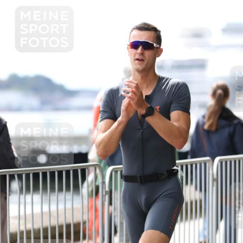 16.08.2026 - KN Förde Triathlon 2026 Antke Förster http://msf.ph/oto/10003648 16.08.2026 13:26:45 Laufen  meine-sportfotos.de