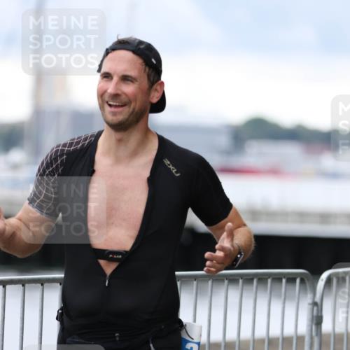 16.08.2026 - KN Förde Triathlon 2026 Antke Förster http://msf.ph/oto/10003653 16.08.2026 11:42:58 Laufen 2, 3 meine-sportfotos.de