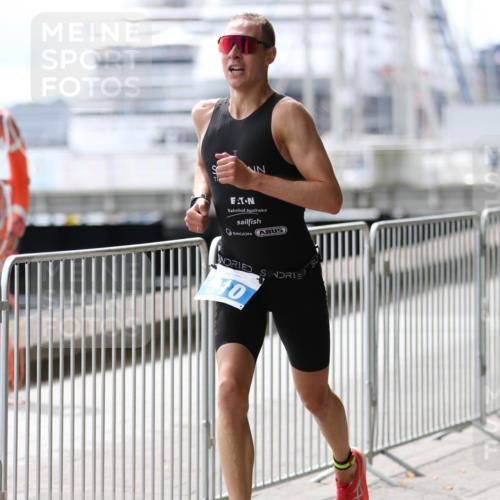 16.08.2026 - KN Förde Triathlon 2026 Antke Förster http://msf.ph/oto/10003687 16.08.2026 13:27:49 Laufen 10 meine-sportfotos.de