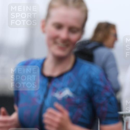 16.08.2026 - KN Förde Triathlon 2026 Antke Förster http://msf.ph/oto/10003727 16.08.2026 10:04:07 Laufen  meine-sportfotos.de