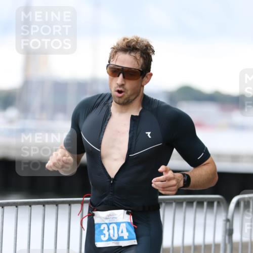 16.08.2026 - KN Förde Triathlon 2026 Antke Förster http://msf.ph/oto/10003737 16.08.2026 11:43:43 Laufen 304, 0 meine-sportfotos.de