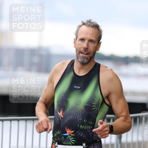 16.08.2026 - KN Förde Triathlon 2026 Antke Förster http://msf.ph/oto/10003755 16.08.2026 11:43:59 Laufen 7001, 2026, 305 meine-sportfotos.de