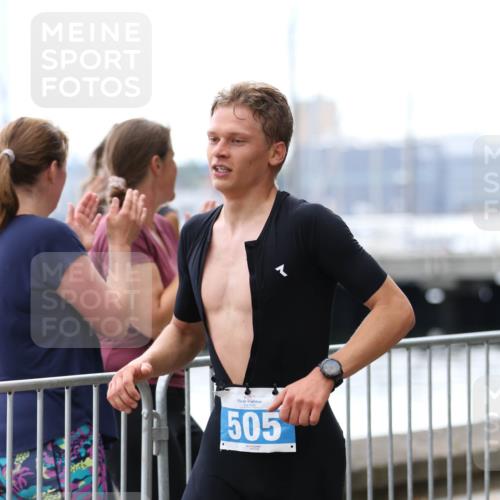 16.08.2026 - KN Förde Triathlon 2026 Antke Förster http://msf.ph/oto/10003756 16.08.2026 13:28:36 Laufen 505 meine-sportfotos.de