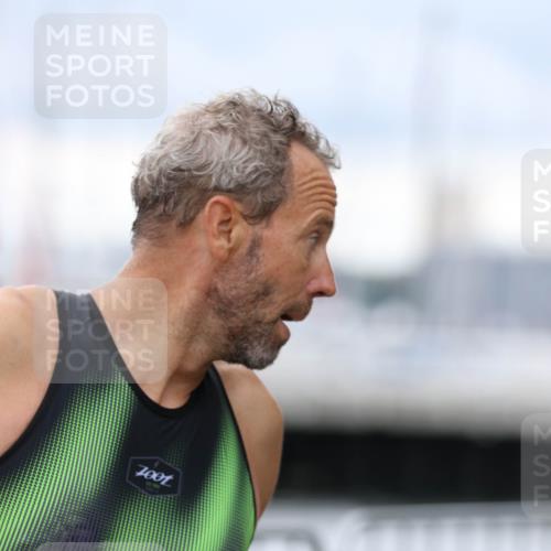 16.08.2026 - KN Förde Triathlon 2026 Antke Förster http://msf.ph/oto/10003758 16.08.2026 11:44:00 Laufen 7001 meine-sportfotos.de