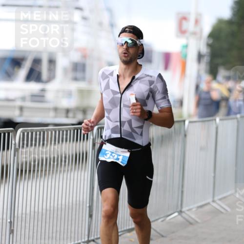 16.08.2026 - KN Förde Triathlon 2026 Antke Förster http://msf.ph/oto/10003805 16.08.2026 11:44:51 Laufen 391 meine-sportfotos.de