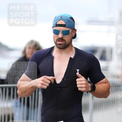 16.08.2026 - KN Förde Triathlon 2026 Antke Förster http://msf.ph/oto/10003833 16.08.2026 11:45:08 Laufen  meine-sportfotos.de