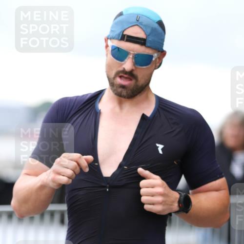 16.08.2026 - KN Förde Triathlon 2026 Antke Förster http://msf.ph/oto/10003837 16.08.2026 11:45:08 Laufen  meine-sportfotos.de