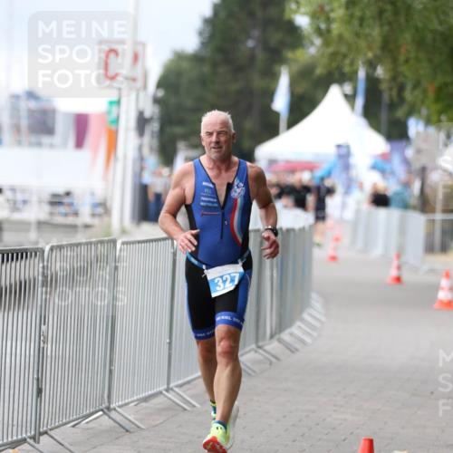 16.08.2026 - KN Förde Triathlon 2026 Antke Förster http://msf.ph/oto/10003849 16.08.2026 11:45:39 Laufen 327 meine-sportfotos.de