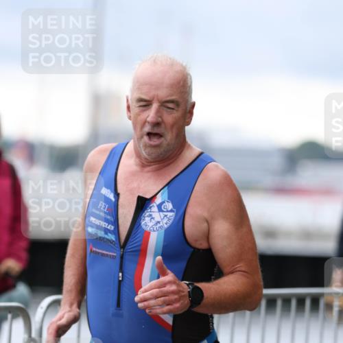 16.08.2026 - KN Förde Triathlon 2026 Antke Förster http://msf.ph/oto/10003865 16.08.2026 11:45:43 Laufen 327 meine-sportfotos.de