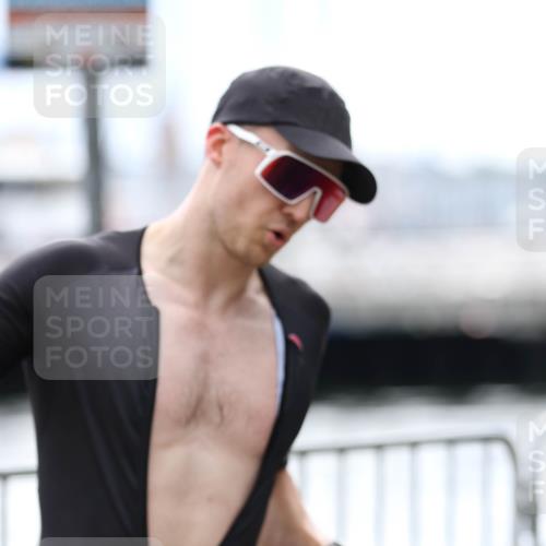 16.08.2026 - KN Förde Triathlon 2026 Antke Förster http://msf.ph/oto/10003874 16.08.2026 13:29:26 Laufen 551 meine-sportfotos.de