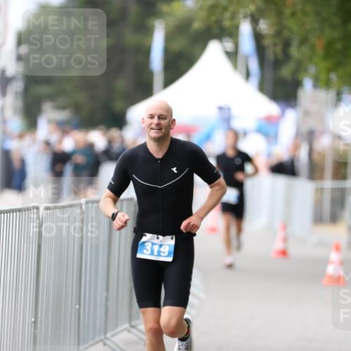 16.08.2026 - KN Förde Triathlon 2026 Antke Förster http://msf.ph/oto/10003877 16.08.2026 11:45:54 Laufen 319 meine-sportfotos.de