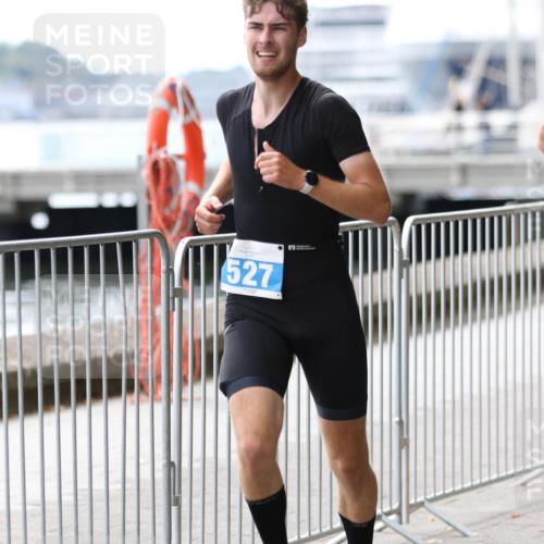 16.08.2026 - KN Förde Triathlon 2026 Antke Förster http://msf.ph/oto/10003886 16.08.2026 13:29:30 Laufen 527 meine-sportfotos.de