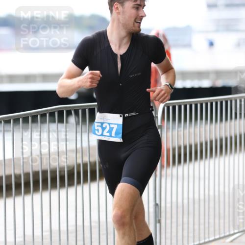 16.08.2026 - KN Förde Triathlon 2026 Antke Förster http://msf.ph/oto/10003890 16.08.2026 13:29:31 Laufen 527 meine-sportfotos.de