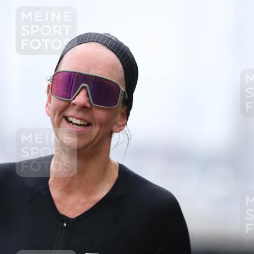 16.08.2026 - KN Förde Triathlon 2026 Antke Förster http://msf.ph/oto/10003904 16.08.2026 10:06:03 Laufen  meine-sportfotos.de