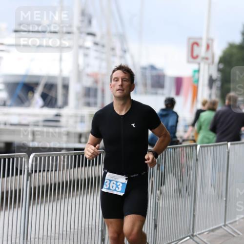 16.08.2026 - KN Förde Triathlon 2026 Antke Förster http://msf.ph/oto/10003913 16.08.2026 11:46:05 Laufen 363 meine-sportfotos.de