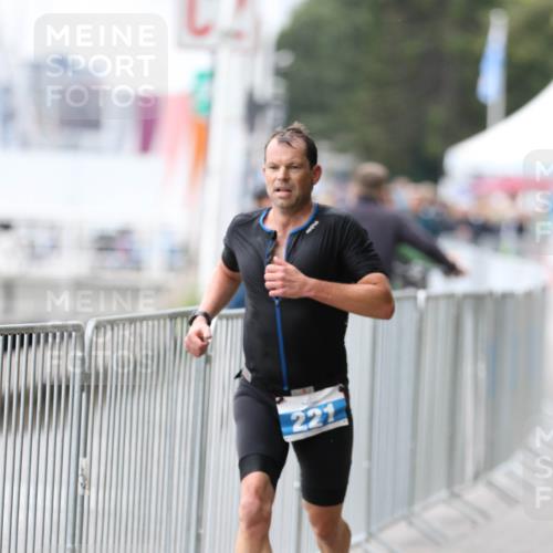 16.08.2026 - KN Förde Triathlon 2026 Antke Förster http://msf.ph/oto/10003937 16.08.2026 11:46:14 Laufen 221 meine-sportfotos.de