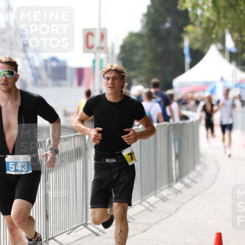 16.08.2026 - KN Förde Triathlon 2026 Antke Förster http://msf.ph/oto/10004002 16.08.2026 13:30:55 Laufen 20, 543 meine-sportfotos.de