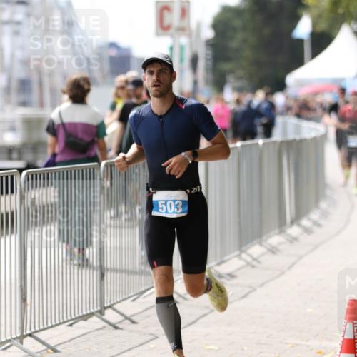 16.08.2026 - KN Förde Triathlon 2026 Antke Förster http://msf.ph/oto/10004066 16.08.2026 13:31:29 Laufen 70, 503 meine-sportfotos.de