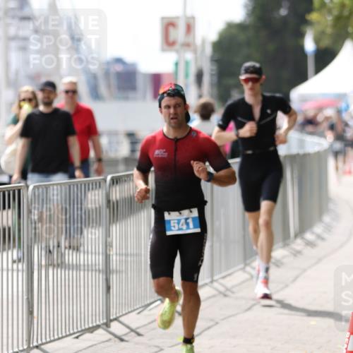 16.08.2026 - KN Förde Triathlon 2026 Antke Förster http://msf.ph/oto/10004082 16.08.2026 13:31:38 Laufen 541 meine-sportfotos.de
