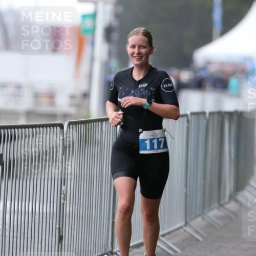 16.08.2026 - KN Förde Triathlon 2026 Antke Förster http://msf.ph/oto/10004092 16.08.2026 10:07:47 Laufen 117 meine-sportfotos.de