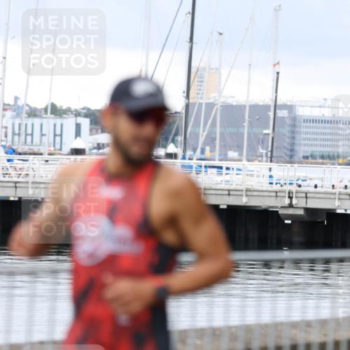 16.08.2026 - KN Förde Triathlon 2026 Antke Förster http://msf.ph/oto/10004193 16.08.2026 11:48:49 Laufen  meine-sportfotos.de