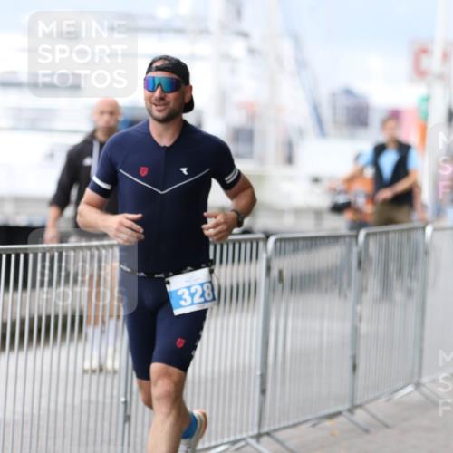 16.08.2026 - KN Förde Triathlon 2026 Antke Förster http://msf.ph/oto/10004221 16.08.2026 11:48:58 Laufen 328 meine-sportfotos.de