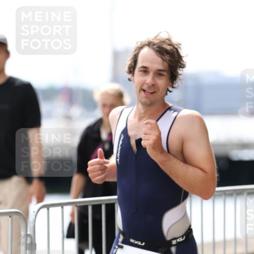 16.08.2026 - KN Förde Triathlon 2026 Antke Förster http://msf.ph/oto/10004266 16.08.2026 13:33:00 Laufen 507 meine-sportfotos.de