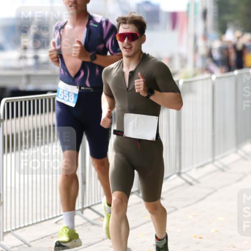 16.08.2026 - KN Förde Triathlon 2026 Antke Förster http://msf.ph/oto/10004286 16.08.2026 13:33:11 Laufen 558 meine-sportfotos.de