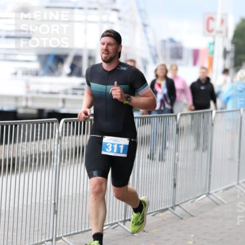 16.08.2026 - KN Förde Triathlon 2026 Antke Förster http://msf.ph/oto/10004325 16.08.2026 11:49:31 Laufen 311 meine-sportfotos.de