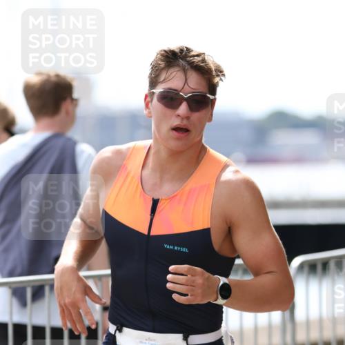 16.08.2026 - KN Förde Triathlon 2026 Antke Förster http://msf.ph/oto/10004346 16.08.2026 13:33:26 Laufen 502 meine-sportfotos.de