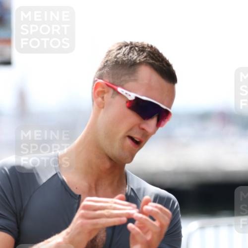 16.08.2026 - KN Förde Triathlon 2026 Antke Förster http://msf.ph/oto/10004358 16.08.2026 13:33:29 Laufen  meine-sportfotos.de