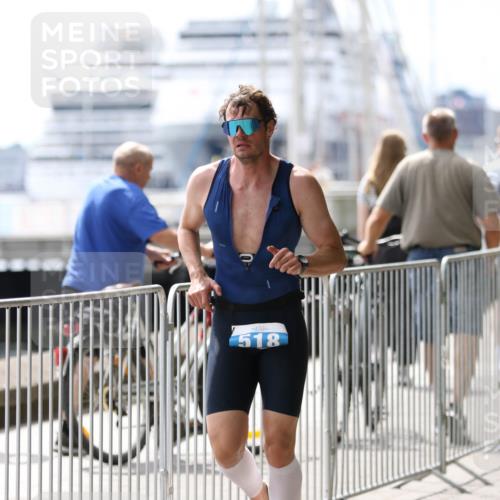 16.08.2026 - KN Förde Triathlon 2026 Antke Förster http://msf.ph/oto/10004366 16.08.2026 13:33:43 Laufen 518 meine-sportfotos.de