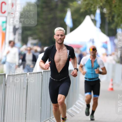 16.08.2026 - KN Förde Triathlon 2026 Antke Förster http://msf.ph/oto/10004373 16.08.2026 11:49:54 Laufen 70 meine-sportfotos.de
