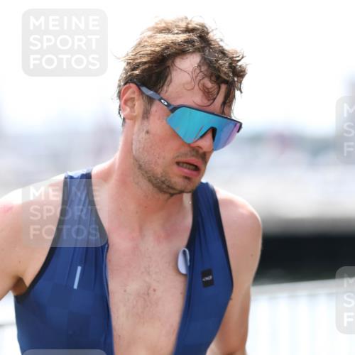 16.08.2026 - KN Förde Triathlon 2026 Antke Förster http://msf.ph/oto/10004382 16.08.2026 13:33:46 Laufen  meine-sportfotos.de