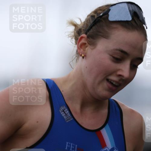 16.08.2026 - KN Förde Triathlon 2026 Antke Förster http://msf.ph/oto/10004400 16.08.2026 10:10:15 Laufen  meine-sportfotos.de