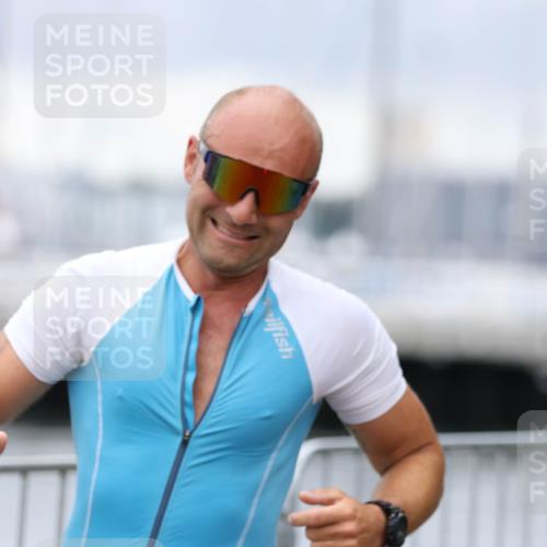 16.08.2026 - KN Förde Triathlon 2026 Antke Förster http://msf.ph/oto/10004413 16.08.2026 11:50:02 Laufen 3 meine-sportfotos.de