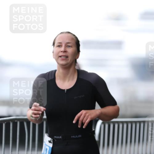 16.08.2026 - KN Förde Triathlon 2026 Antke Förster http://msf.ph/oto/10004448 16.08.2026 10:10:37 Laufen  meine-sportfotos.de