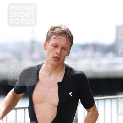 16.08.2026 - KN Förde Triathlon 2026 Antke Förster http://msf.ph/oto/10004530 16.08.2026 13:35:11 Laufen 2026, 505 meine-sportfotos.de