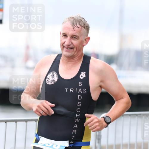 16.08.2026 - KN Förde Triathlon 2026 Antke Förster http://msf.ph/oto/10004537 16.08.2026 11:50:45 Laufen  meine-sportfotos.de