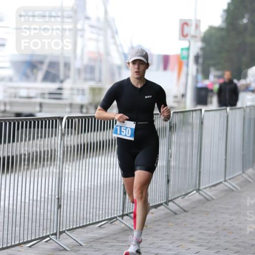 16.08.2026 - KN Förde Triathlon 2026 Antke Förster http://msf.ph/oto/10004560 16.08.2026 10:11:20 Laufen 2, 150 meine-sportfotos.de