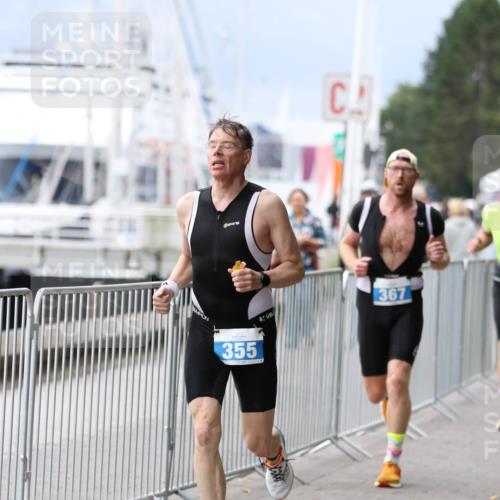 16.08.2026 - KN Förde Triathlon 2026 Antke Förster http://msf.ph/oto/10004585 16.08.2026 11:51:09 Laufen 355, 367 meine-sportfotos.de