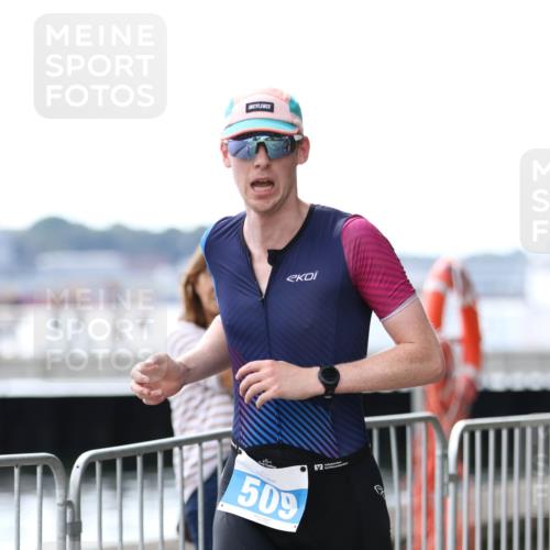 16.08.2026 - KN Förde Triathlon 2026 Antke Förster http://msf.ph/oto/10004606 16.08.2026 13:35:59 Laufen 509 meine-sportfotos.de