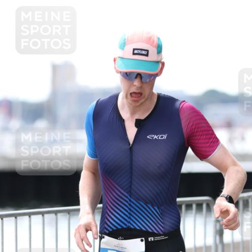 16.08.2026 - KN Förde Triathlon 2026 Antke Förster http://msf.ph/oto/10004610 16.08.2026 13:36:00 Laufen 509 meine-sportfotos.de