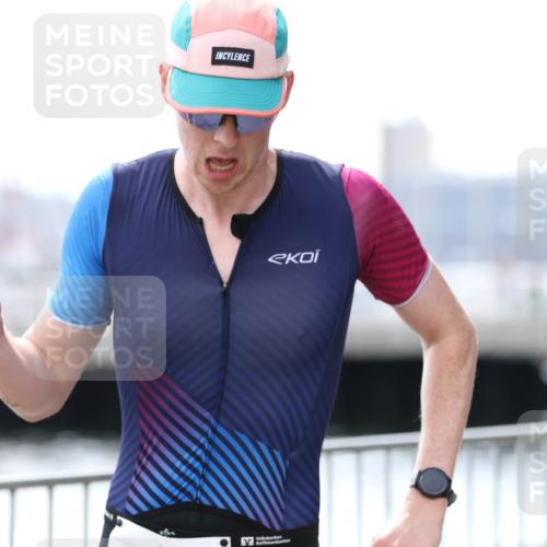 16.08.2026 - KN Förde Triathlon 2026 Antke Förster http://msf.ph/oto/10004614 16.08.2026 13:36:00 Laufen 509 meine-sportfotos.de