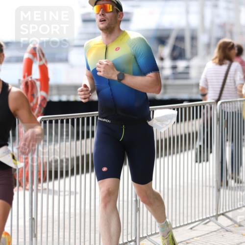 16.08.2026 - KN Förde Triathlon 2026 Antke Förster http://msf.ph/oto/10004682 16.08.2026 13:36:14 Laufen  meine-sportfotos.de